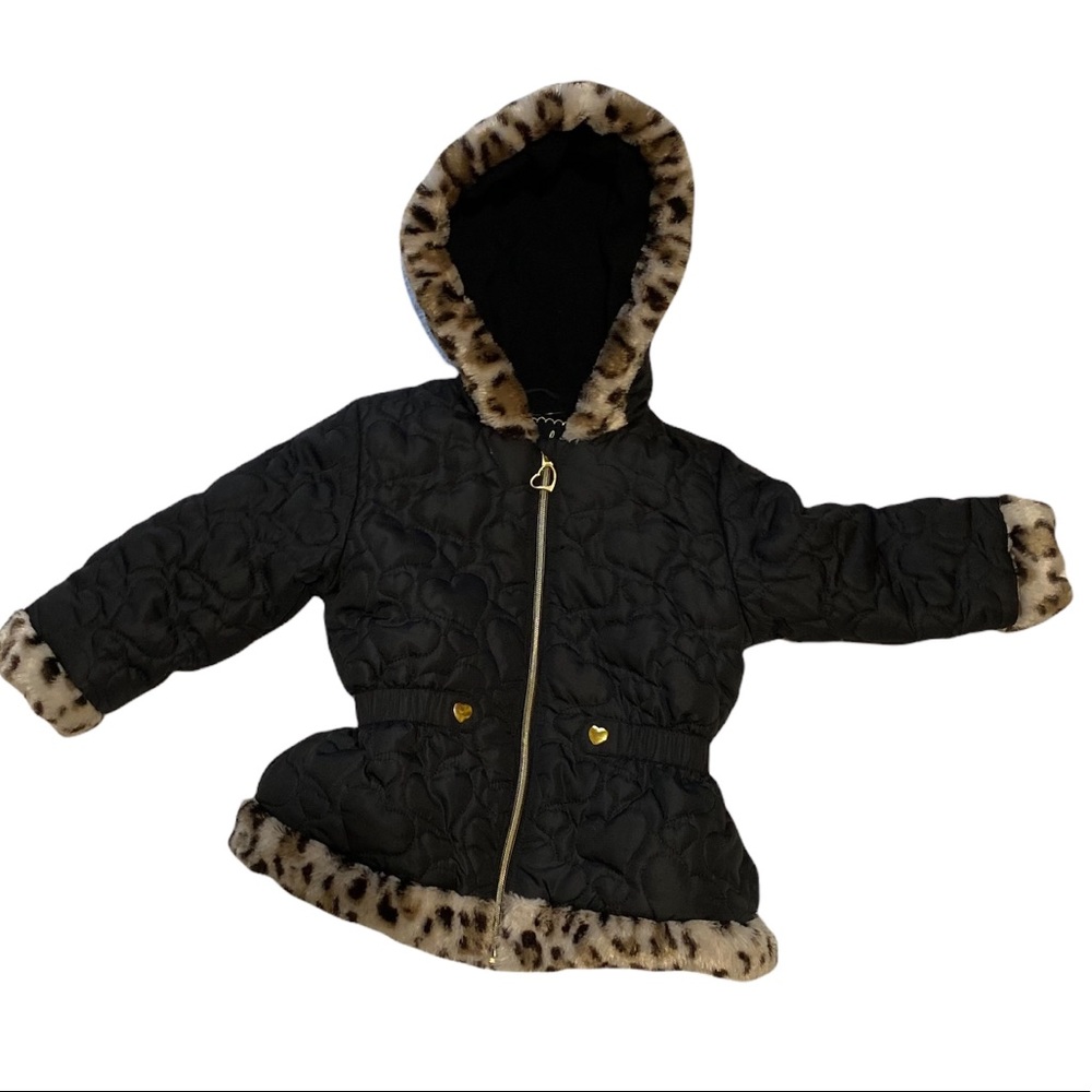Pistachio Girls’ Gold Heart Quilted Black Coat with Faux Fur trim Size Small 4